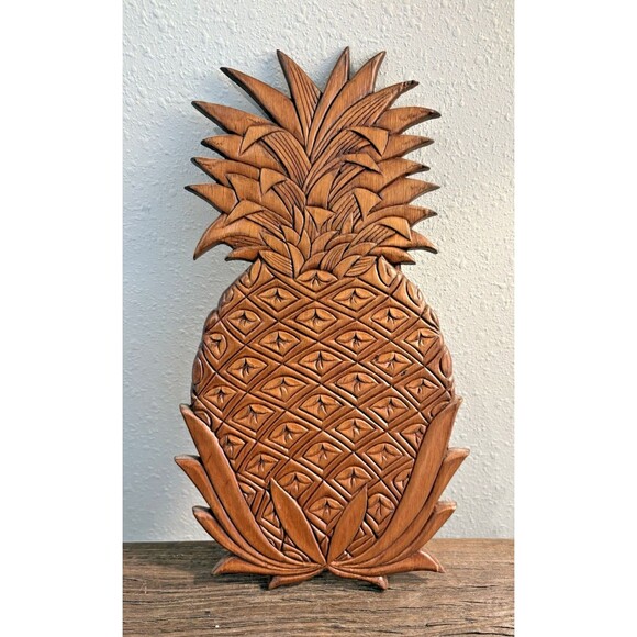Vintage The Walt Disney Company Pineapple Wooden Wall Hanging Décor Original Tag - Picture 1 of 10